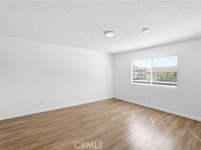 20120 Runnymede Street 17, Winnetka (los Angeles) CA 91306