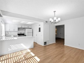 20120 Runnymede Street 17, Winnetka (los Angeles) CA 91306