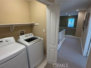 8501 Browns Creek, Canoga Park (los Angeles) CA 91304