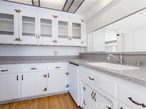 9826 Columbus, North Hills (los Angeles) CA 91343