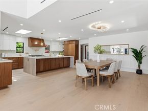 23925 Crosson Drive, Woodland Hills (los Angeles) CA 91367