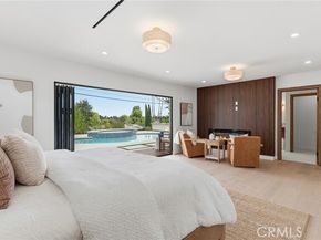 23925 Crosson Drive, Woodland Hills (los Angeles) CA 91367