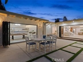 23925 Crosson Drive, Woodland Hills (los Angeles) CA 91367