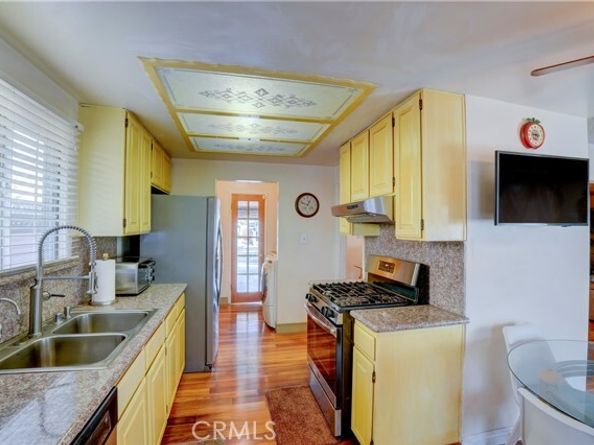 7115 Park Manor Ave, North Hollywood (los Angeles) CA 91605