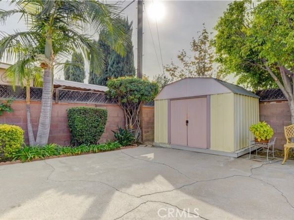 7115 Park Manor Ave, North Hollywood (los Angeles) CA 91605