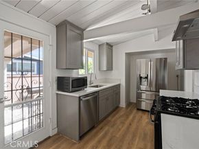 15420 Bonsallo Avenue, Gardena CA 90247