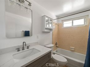 15420 Bonsallo Avenue, Gardena CA 90247
