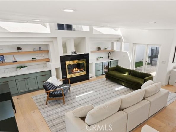 845 11th, Manhattan Beach CA 90266