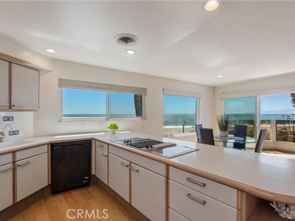 7335 Vista Del Mar Lane, Playa Del Rey (los Angeles) CA 90293