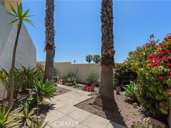 7335 Vista Del Mar Lane, Playa Del Rey (los Angeles) CA 90293