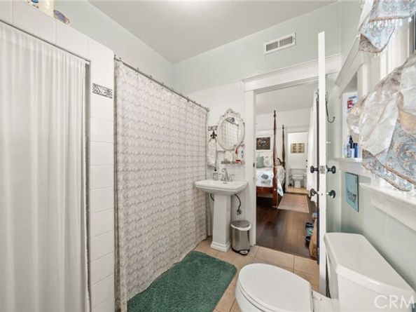 373 W Santa Cruz Street, San Pedro (los Angeles) CA 90731