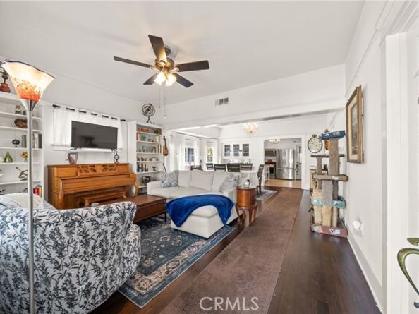 373 W Santa Cruz Street, San Pedro (los Angeles) CA 90731