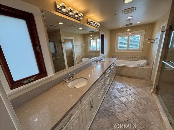 304 27th Street, Manhattan Beach CA 90266