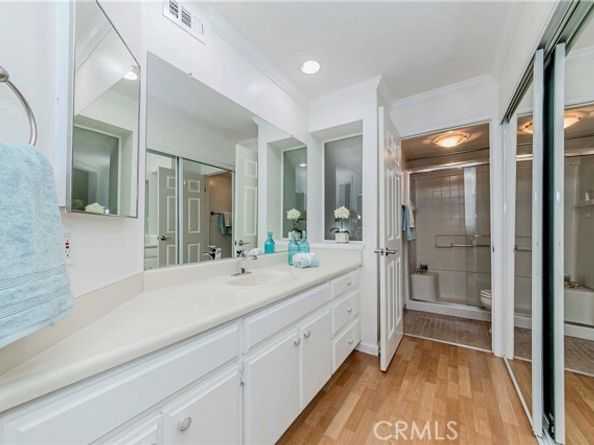 1380 W Capitol Drive 122, San Pedro (los Angeles) CA 90732