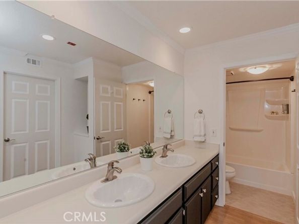 1380 W Capitol Drive 122, San Pedro (los Angeles) CA 90732