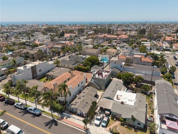 711 Huntington, Huntington Beach CA 92648