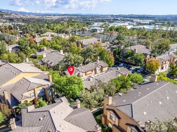 19431 Rue De Valore 8A, Lake Forest (el Toro) CA 92610