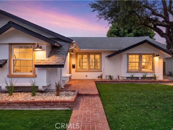 3001 Saint Albans, Los Alamitos CA 90720