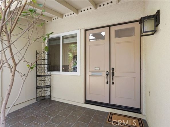 65 Calle Aragon B, Laguna Woods CA 92637