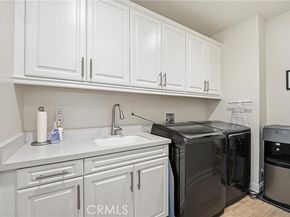 1161 Summit Oak, Lake Forest (el Toro) CA 92679