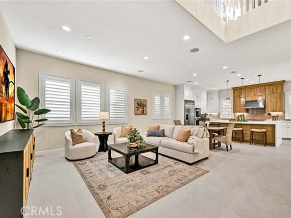 98 Pinnacle, Lake Forest (el Toro) CA 92630