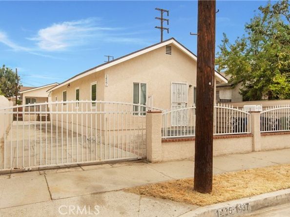 1435 E Colon ST, Wilmington (los Angeles) CA 90744