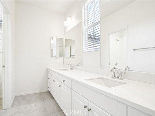 333 Calle Elegante, Lake Forest (el Toro) CA 92630