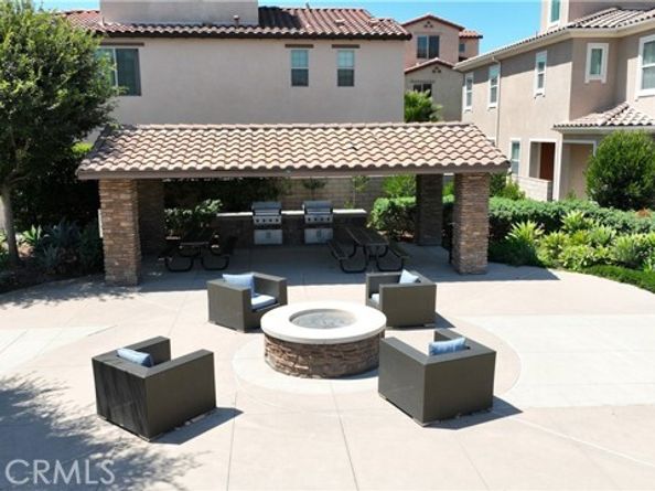 333 Calle Elegante, Lake Forest (el Toro) CA 92630