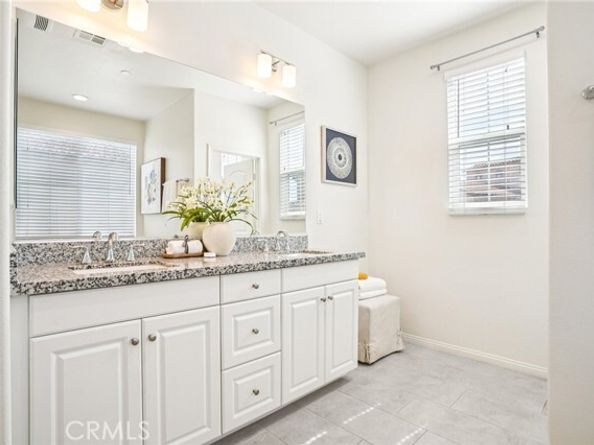 333 Calle Elegante, Lake Forest (el Toro) CA 92630