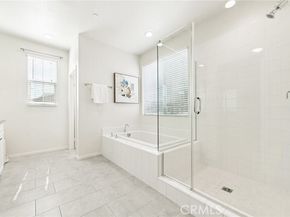 333 Calle Elegante, Lake Forest (el Toro) CA 92630