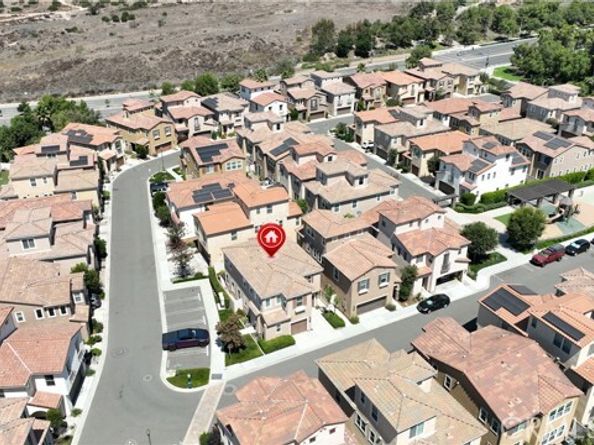 333 Calle Elegante, Lake Forest (el Toro) CA 92630