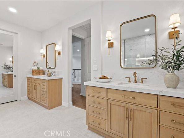 16 Juniper, Lake Forest (el Toro) CA 92630