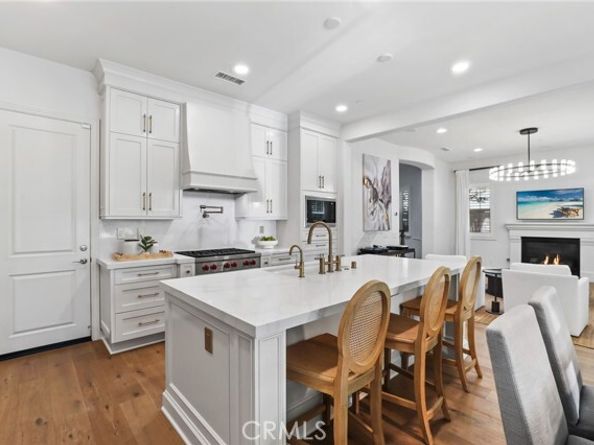 16 Juniper, Lake Forest (el Toro) CA 92630