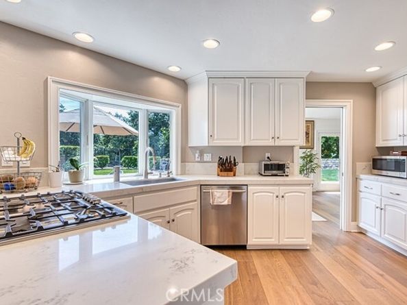 23271 Via Dorado, Laguna Hills CA 92679