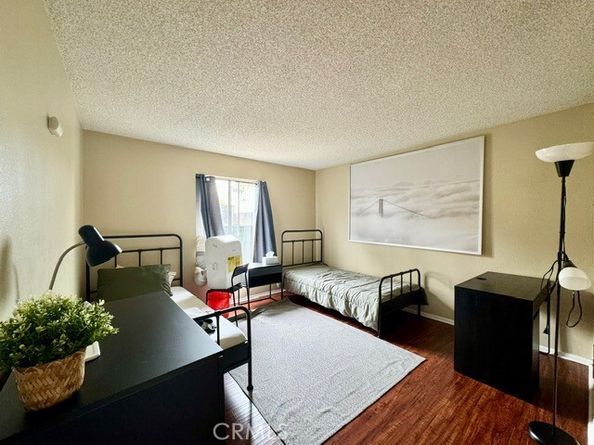 23288 Orange Avenue 5, Lake Forest (el Toro) CA 92630