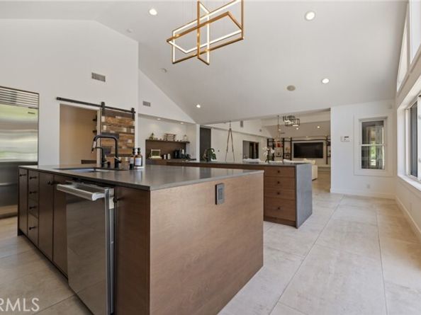 10372 Crawford Canyon Road, Tustin CA 92705