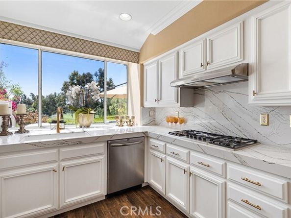 4 Vista Frondosa, Rancho Santa Margarita CA 92688