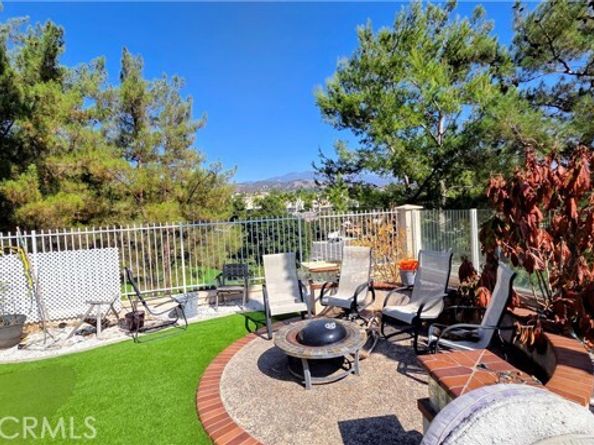 10 Verano, Lake Forest (el Toro) CA 92610