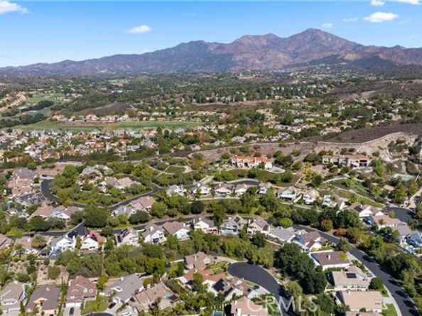 3 Portsmouth, Laguna Hills CA 92679