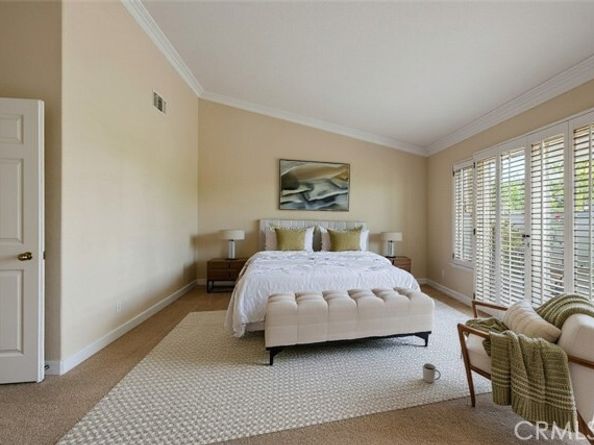 3 Portsmouth, Laguna Hills CA 92679