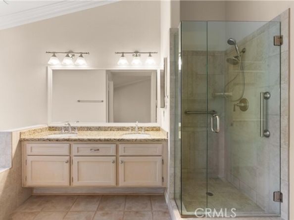 3 Portsmouth, Laguna Hills CA 92679