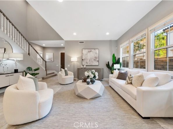 215 Bryce Run, Lake Forest (el Toro) CA 92630