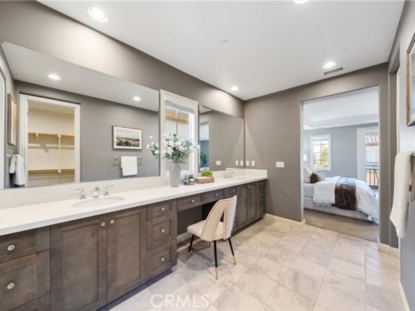 215 Bryce Run, Lake Forest (el Toro) CA 92630