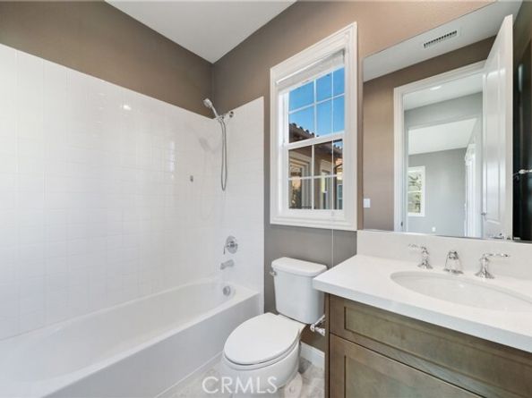 215 Bryce Run, Lake Forest (el Toro) CA 92630