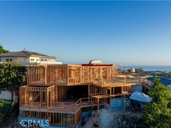 408 Mendoza, Corona Del Mar (newport Beach) CA 92625