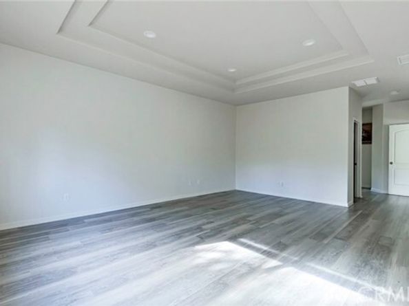 6937 Kian Court, Van Nuys (los Angeles) CA 91406