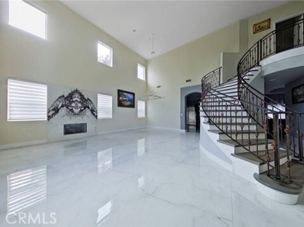 6937 Kian Court, Van Nuys (los Angeles) CA 91406