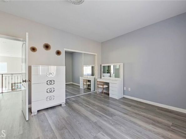 6937 Kian Court, Van Nuys (los Angeles) CA 91406