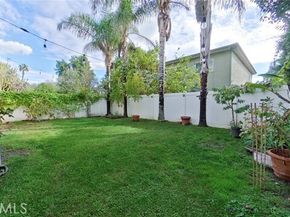 6937 Kian Court, Van Nuys (los Angeles) CA 91406