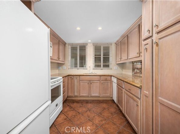 1920 McKinney Way 17A, Seal Beach CA 90740